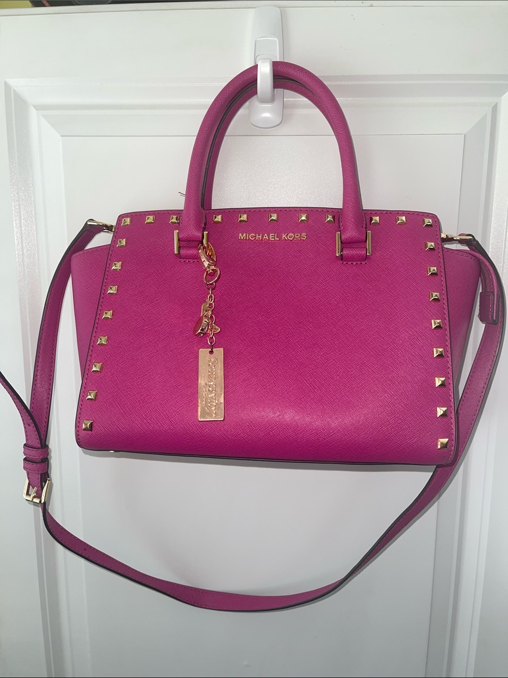 MICHAEL KORS Fuchsia Studded Saffiano Leather Shoulder Bag